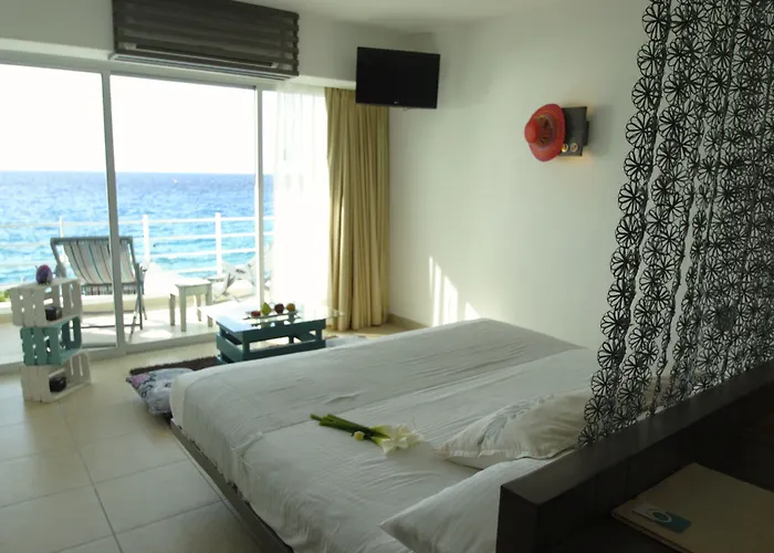 B 4* Cozumel